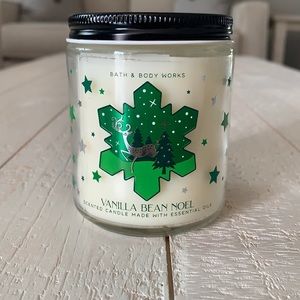 Bath & Body Works Vanilla Bean Noel Candle